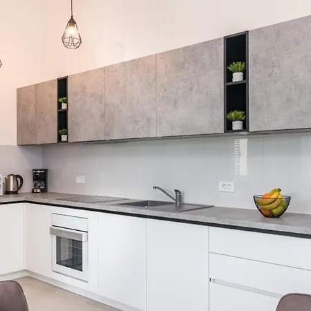 Horizon For 18 People Near With Large Garden And Children Playground Villa Pula